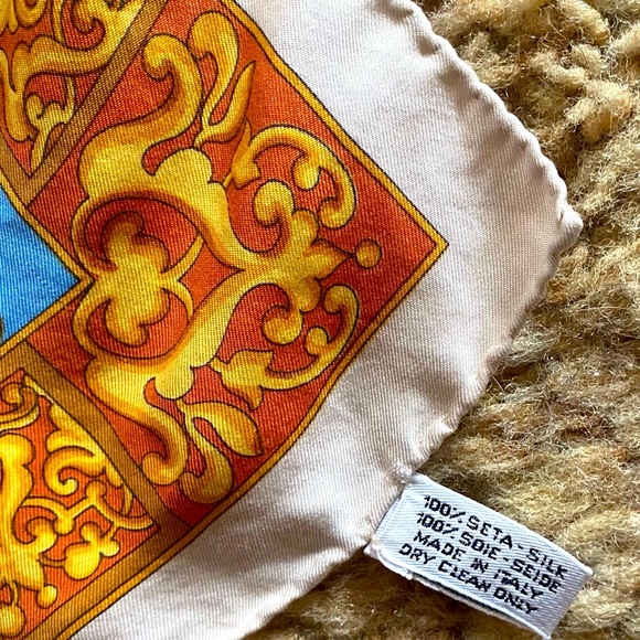 Vintage Longchamp “Cinderella’s Coach” Authentic Silk Scarf - Picture 6 of 9